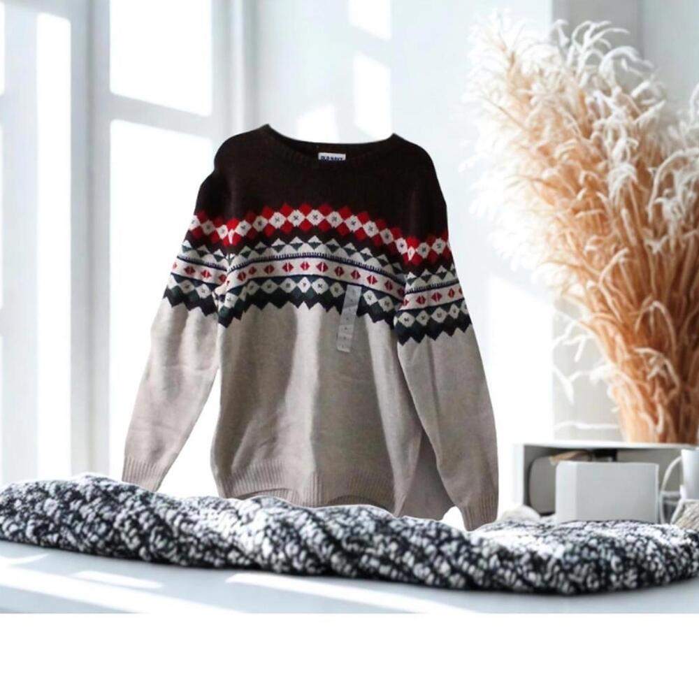 Old Navy Men's Fair Isle Patterned Sweater